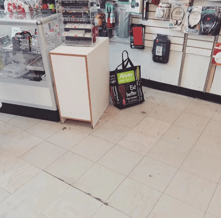 Dear Faisel Front Street Dollar&nbsp;Store